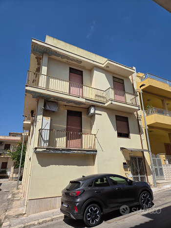 4-Zimmer Haus in Santa Croce Camerina, Italy, Nr. 292768