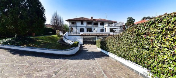 6 rooms Villa in Cesano Maderno, Italy No. 210567 15