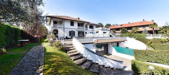 6 rooms Villa in Cesano Maderno, Italy No. 210567 16