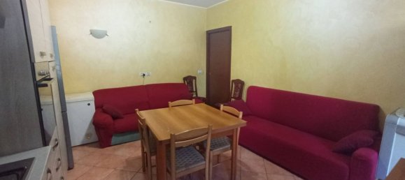 Квартира с 3 комнатами в Чинизелло Бальсамо, Италия № 287564 2