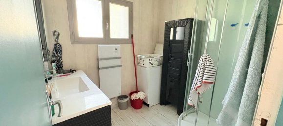 2 chambres Maison à Charente-Maritime, France No. 307305 6