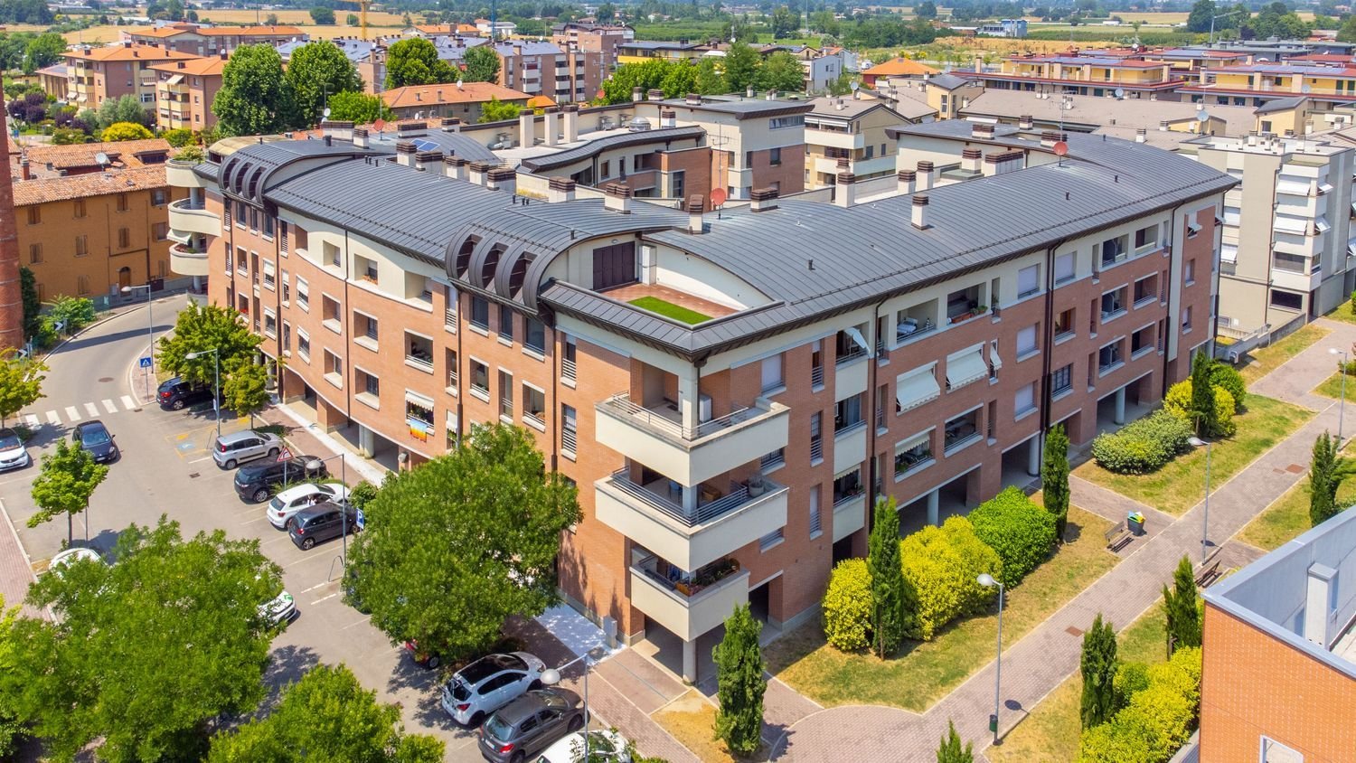 3 Schlafzimmer Wohnung in Zola Predosa, Italy, Nr. 376788