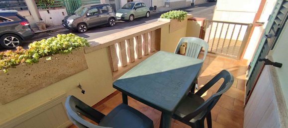 Дом с 6 комнатами в Ugento, Италия № 61910 2