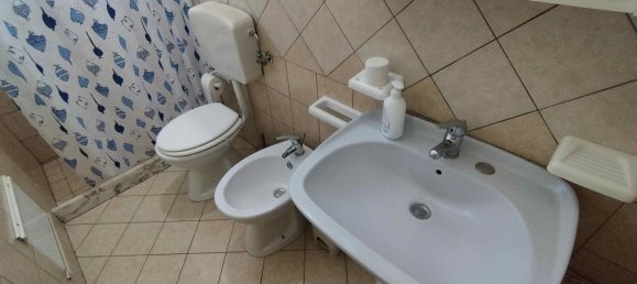 Дом с 6 комнатами в Ugento, Италия № 61910 7