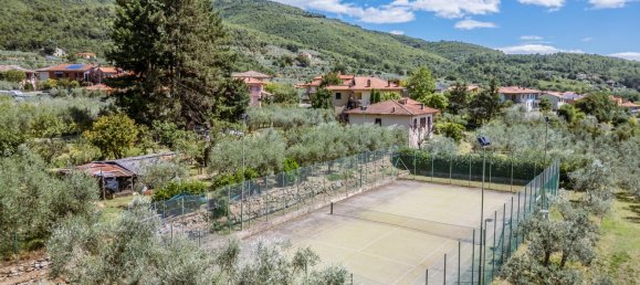 25 Schlafzimmer Haus in Loro Ciuffenna, Italy, Nr. 257819 44