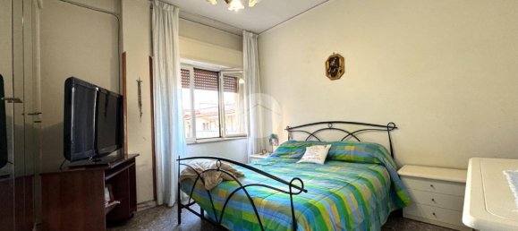 3 rooms Apartment in Marano di Napoli, Italy No. 31068 6