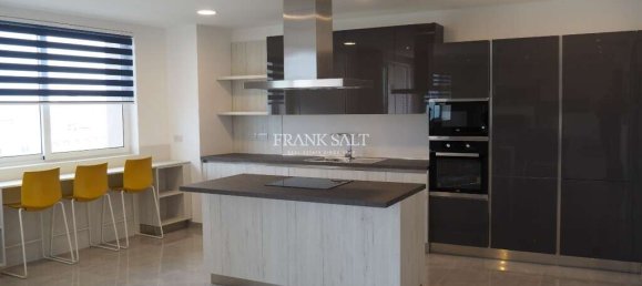 3 bedrooms Apartment in Mellieha, Malta No. 7842 4