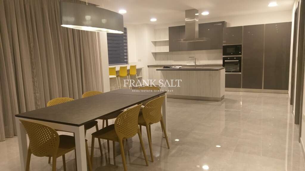 3 bedrooms Apartment in Mellieha, Malta No. 7842