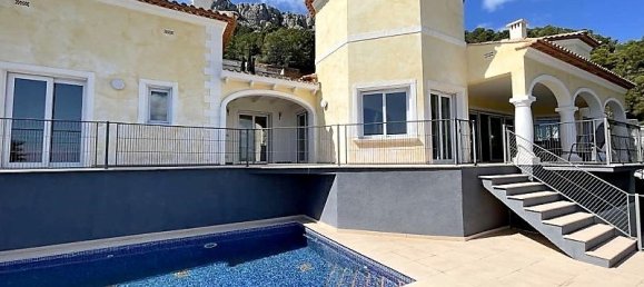 3 bedrooms Villa in Calpe, Spain No. 4349 24