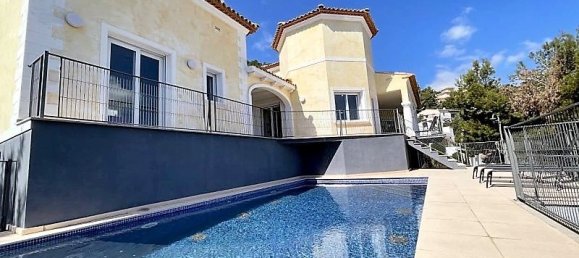 3 bedrooms Villa in Calpe, Spain No. 4349 2
