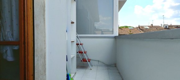 5 bedrooms Apartment in Empoli, Italy No. 348214 7