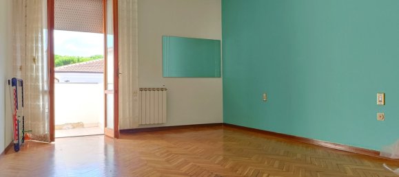 5 bedrooms Apartment in Empoli, Italy No. 348214 12