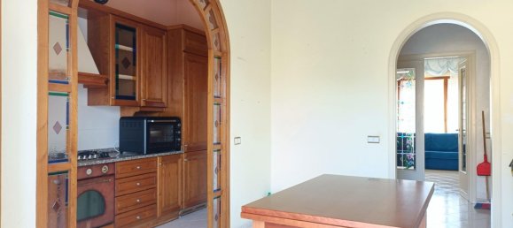 5 bedrooms Apartment in Empoli, Italy No. 348214 5