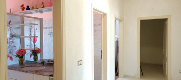 5 bedrooms Apartment in Empoli, Italy No. 348214 10