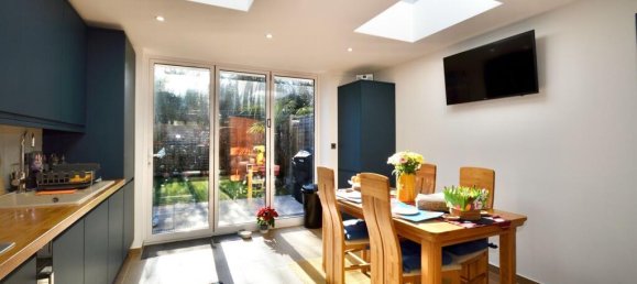 2 bedrooms Commercial property in East Ham, United Kingdom No. 4131 12