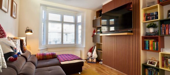 2 bedrooms Commercial property in East Ham, United Kingdom No. 4131 4