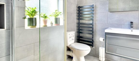 2 bedrooms Commercial property in East Ham, United Kingdom No. 4131 10