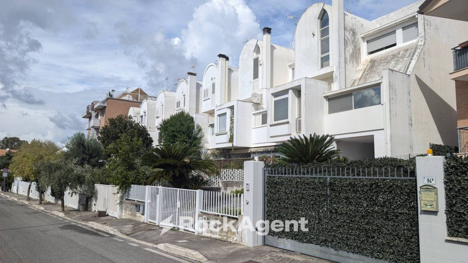 4 bedrooms House in Latina, Italy No. 264249