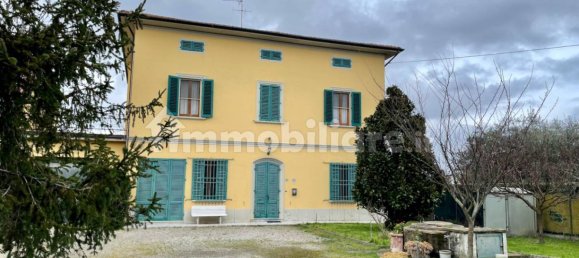 4 bedrooms House in San Miniato, Italy No. 13332 21