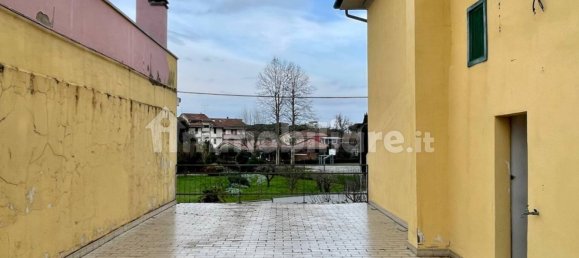 4 bedrooms House in San Miniato, Italy No. 13332 17