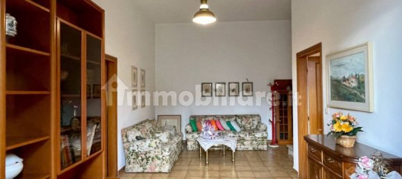 4 bedrooms House in San Miniato, Italy No. 13332 4
