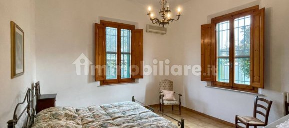 4 bedrooms House in San Miniato, Italy No. 13332 7