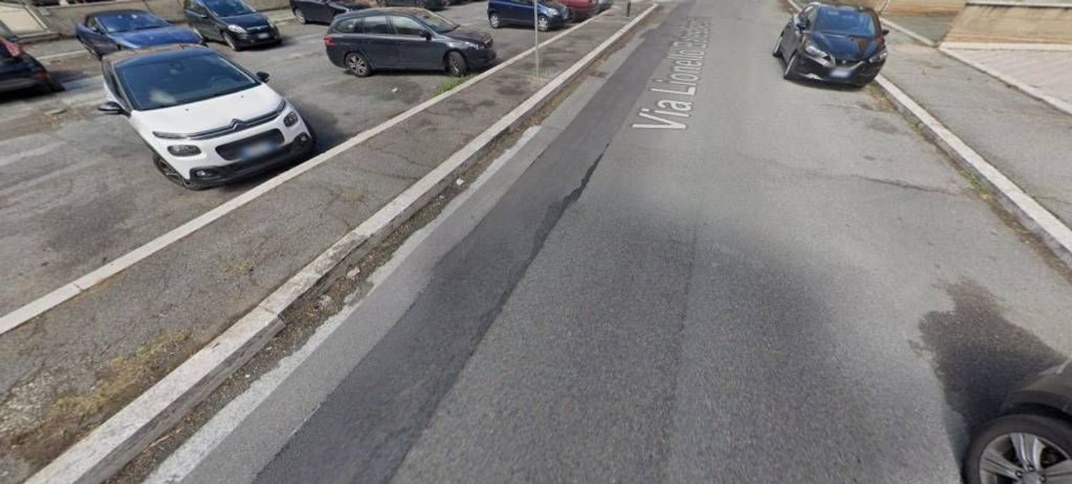 Garagem em Rome, Italy 90 m² N.º 294368