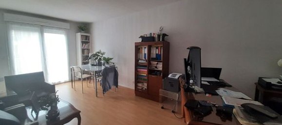 1 chambre Appartement à Châteauroux, France No. 304900 2