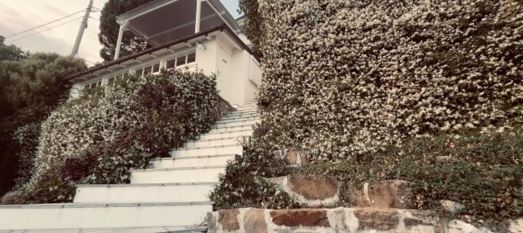 3 Schlafzimmer Villa in Trieste, Italy, Nr. 94233 7