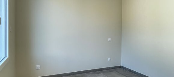 3 Schlafzimmer Haus in Breuillet, France, Nr. 104905 7