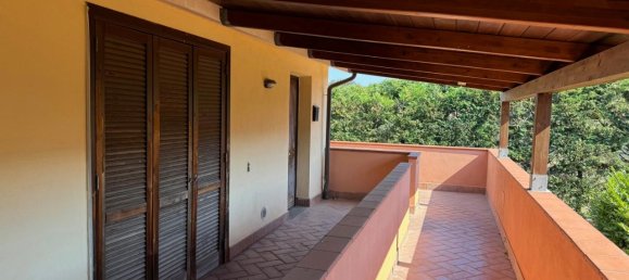 3 rooms Apartment in Montecastrilli, Italy No. 67235 3