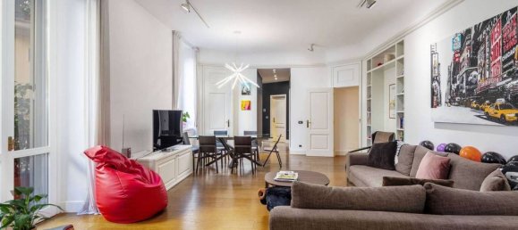 2 bedrooms Apartment in Milan, Italy No. 241268 5