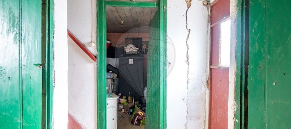 Дом с 4 спальнями в Белвер, Португалия № 179548 3