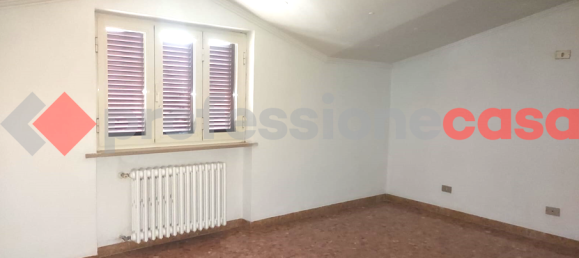 4 rooms Apartment in Aquino, Italy No. 53032 14
