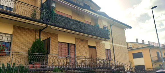 4 rooms Apartment in Aquino, Italy No. 53032 2