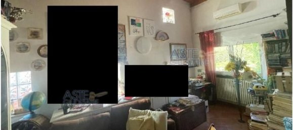 5 rooms Apartment in Rimini, Italy No. 13256 2