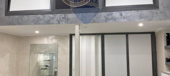 50m² Commercial property in Turin, Italy No. 295334 5