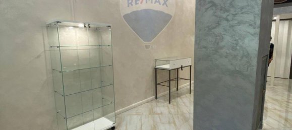 50m² Commercial property in Turin, Italy No. 295334 6