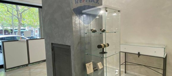 50m² Commercial property in Turin, Italy No. 295334 11