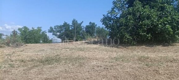  Land in Spoltore, Italy No. 319733 23