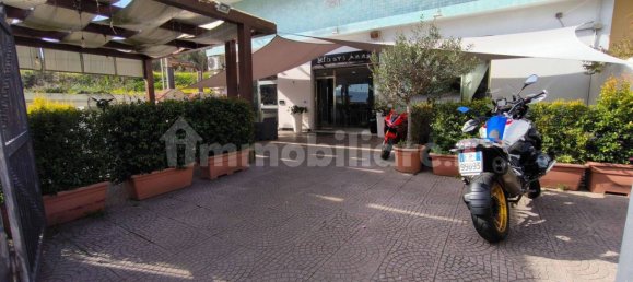 Propiedad comercial de 2 habitaciónes en Messina, Italy No. 252115 8