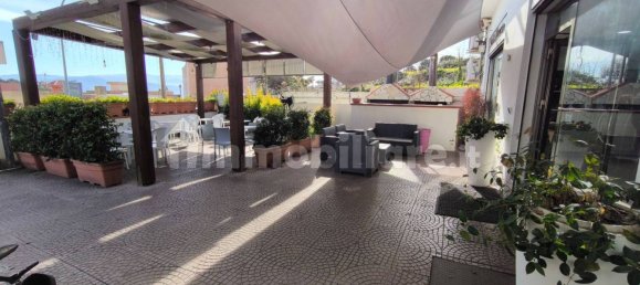 Propiedad comercial de 2 habitaciónes en Messina, Italy No. 252115 7