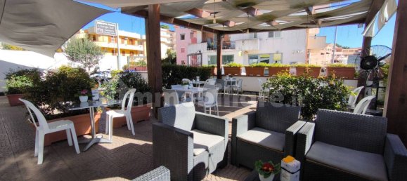 Propiedad comercial de 2 habitaciónes en Messina, Italy No. 252115 10