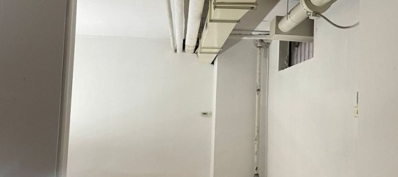 Gewerbliche Immobilie in Monza, Italy 89m², Nr. 338375 25