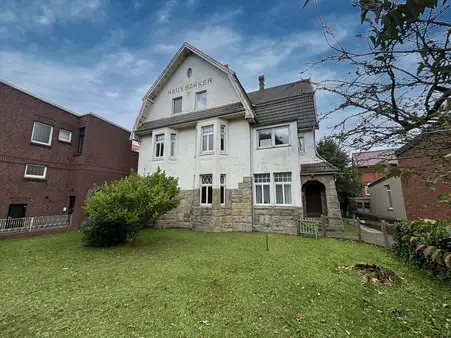 7 bedrooms Villa in Leer, Germany No. 131412