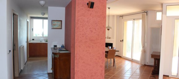 3 bedrooms House in Grottammare, Italy No. 127602 32