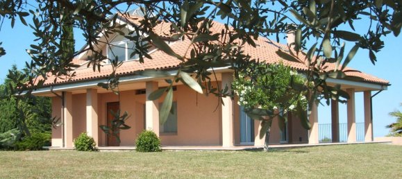 3 bedrooms House in Grottammare, Italy No. 127602 48