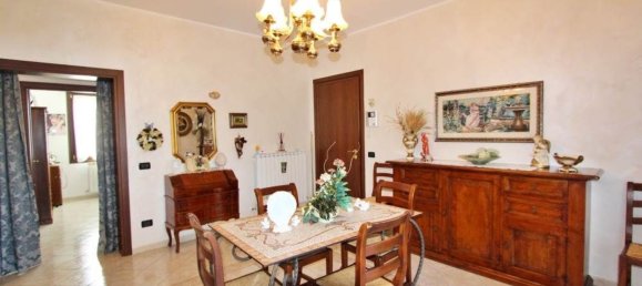 4 rooms Apartment in Fiorano Modenese, Italy No. 119148 2