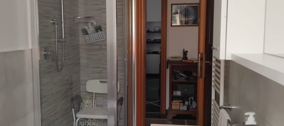 2 Schlafzimmer Wohnung in Pesaro, Italy, Nr. 268476 12