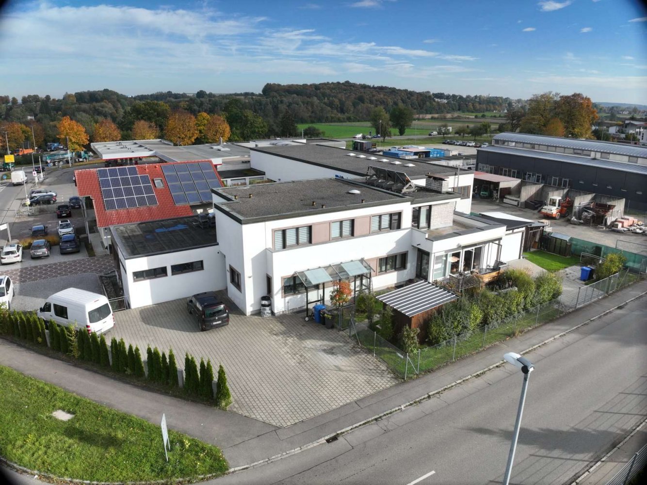 Здание с 5 спальнями в Биберах, Германия № 73863